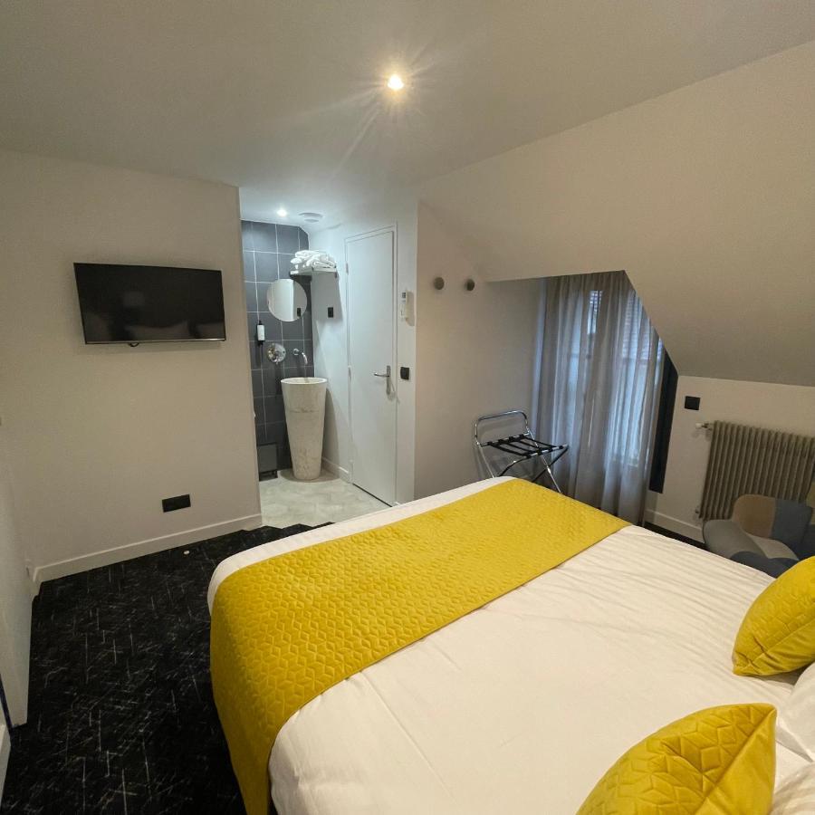 Le Sainte Jeanne Hotel Cormeilles-en-Vexin Exterior photo